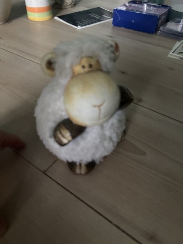Dekorations schaf aus keramik - schaf,