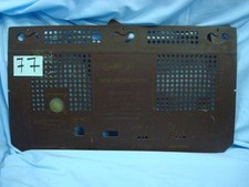 HINTERE RADIOABDECKUNG