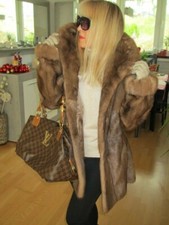 Nerzmantel Nerzjacke Nerzbommel Gürtel zobelfarbe Nerz Pelzjacke Pelzmantel mink