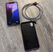 Apple iPhone XR weiß 64 GB -