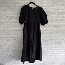 Elegantes Sommerkleid von Zara