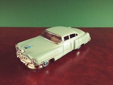 1960er TN Nomura Cad-mobile Cadillac Blechspielzeug mit licht