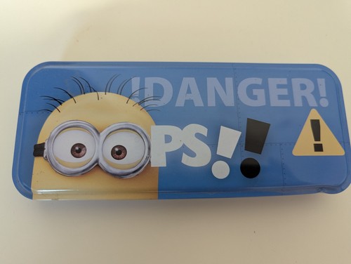 Minions stiftebox aus - 🎒,