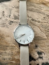 Damen Armbanduhr Lederarmband Kunstleder Grau Silber Stahl 37 mm wie NEU