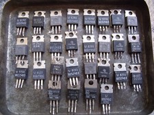 ELEKTRONIK TEILE*HOCHLAST TRANSISTOREN KONVOLUT*MEHRERE TYPEN*BASTLER*HANDWERKER