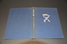 Alte Möbel. Vom Mittelalter