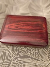 Wunderschöne Holzschatulle