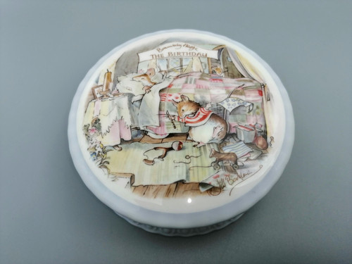 Royal doulton brambly hedge - royal,