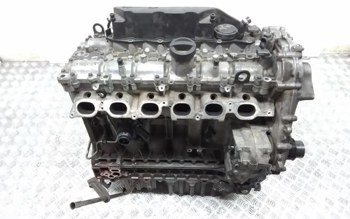 Volvo v70 iii motor - bw,