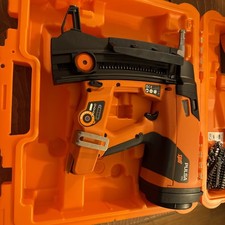 Gas-Nagelgerät Gasnagler