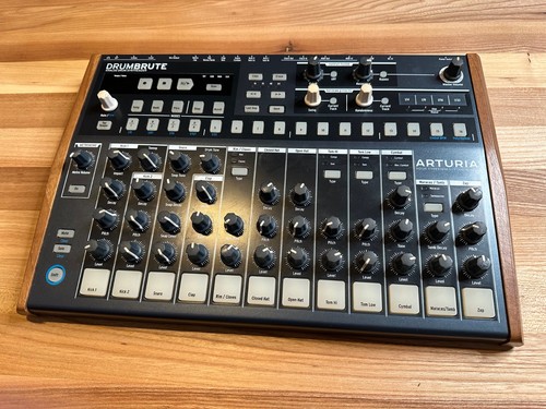 Arturia drumbrute pure analog - arturia,