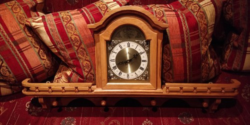 Wanduhr mit ablageregal holz - mit, ablageregal,