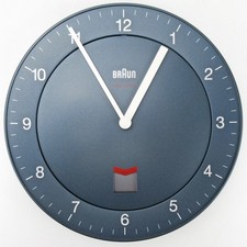 Braun Kunststoff Wanduhr / Funkuhr Dietrich Lubs Design Wall Clock ca. 20cm