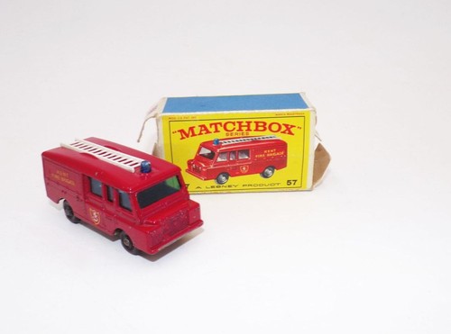 Matchbox land rover fire - matchbox, no