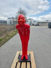 Rote lebensgroße