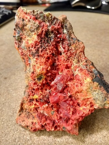 Realgar arizona getchell - realgar,,