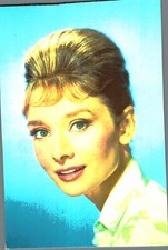 Audrey Hepburn    **