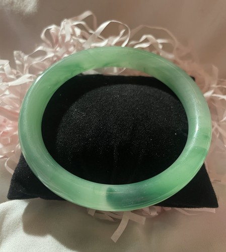 Natürlicher grüner jade - natürlicher,