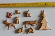 Miniatur-Holzfiguren handgeschnitzt – Waldtiere & Baum – Erzgebirge Stil