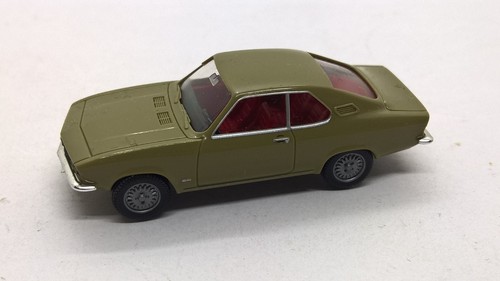 Wiking 827 opel manta 1900 - wiking,