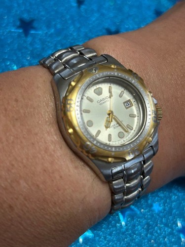 Casio quartz 30bar gold silber - quartz,
