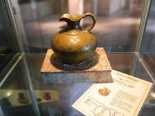 Griechisches Salbgefäß der