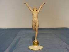 Hutschenreuther Sonnenkind Tutter Art Déco Tänzerin Akt nackt Frau Mädchen FKK