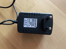  Adapter AC/DC  neu 6V= 2A mit