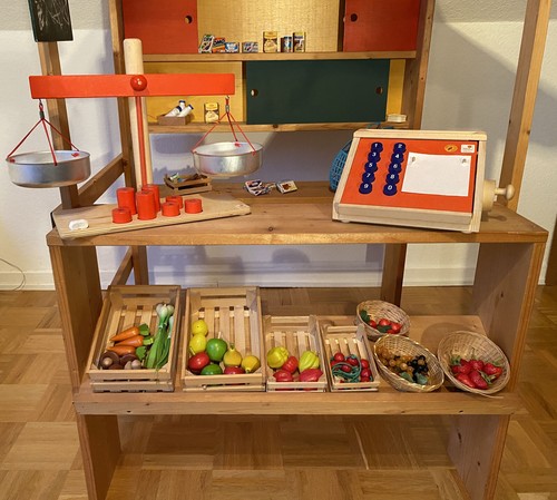 Kaufmannsladen aus holz mit - aus,