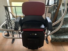 Hiro 160 (Bj 2021) Treppenlift gebraucht kurvig, 2 Etagen,