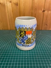 Bierkrug Humpen Bierseidel Ton 0,5l-Motiv Freistaat Bayern Wappen Souvenir