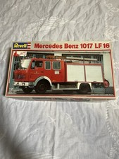 Revell 7460 Feuerwehr Mercedes Benz 1017 LF 16 in 1:24 Neu siehe Fotos