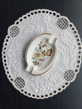 Feiner Porzellan-Aschenbecher