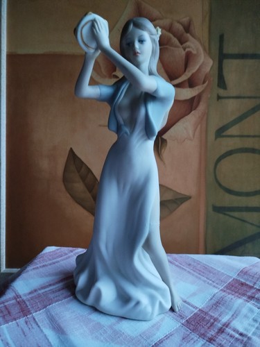 Wunderschöne porzellanfigur - wunderschöne,