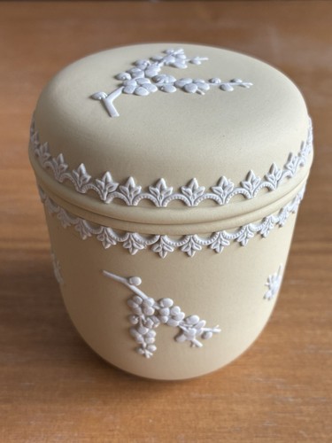 Vintage wedgwood jasperware - wedgwood,