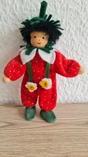 "Erdbeere"  Waldorf-Biege- Püppchen, 17 cm  für den Jahreszeiten-Tisch 