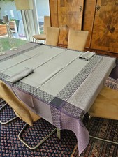 Garnier-Thiebaut Tischdecke,ca. 170x170 cm, grau, schwarz, lila