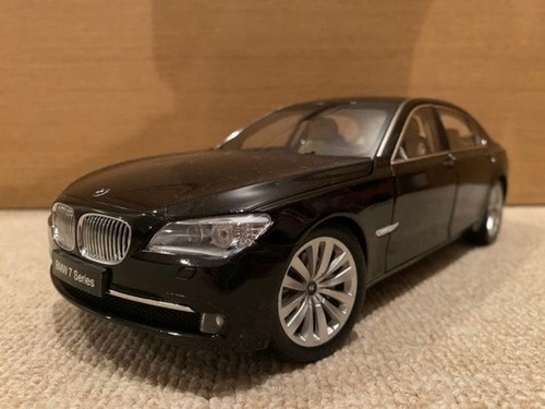 Autoart bmw 750li f02 - autoart,