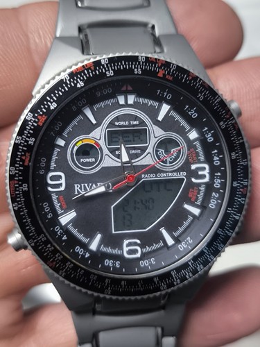 Uhr-Solar-Radio-Chronograph
