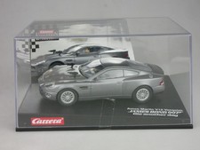 Carrera Evolution 25467 Aston Martin Vanquish James Bond 007 Vitrine 132548