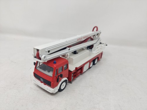 Feuerwehrwagen mercedes siku - -,