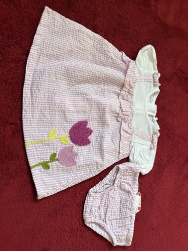 Süßes kleid mit tulpen - süßes,