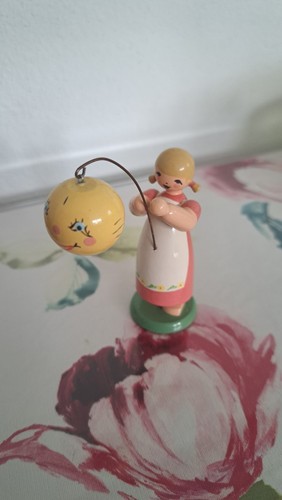 Mädchen mit lampion - mit,