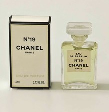 Chanel  N° 19 -  Parfum