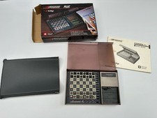 Vintage Kasparov Schachcomputer plus seltenes Schachspiel SciSys verpackt *nicht funktionsfähig*