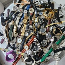 Konvolut Armbanduhren   Defekt Lot Vintage Uhren ZUM  BASTELN