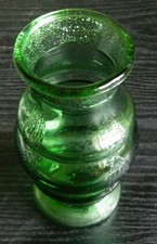 DDR Vase grün Pressglas 1980iger DxH 9x17 cm