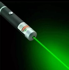 500 METR Laserpointer Grün Reichweite EXTREM STARK / SEHR HELL 1mW Akku DE