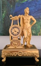 Empire Kaminuhr Apollo mit Lyra sign. Maguin Fontainebleau vergoldet