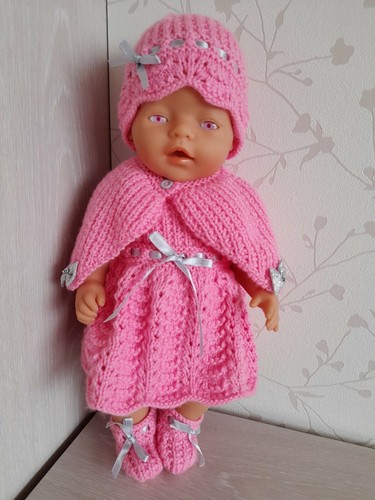 Handgestrickte puppenkleidung - handgestrickte,